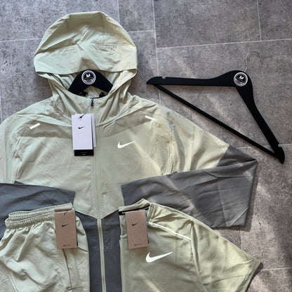 Nike UV Tri-Set - Olive Aura