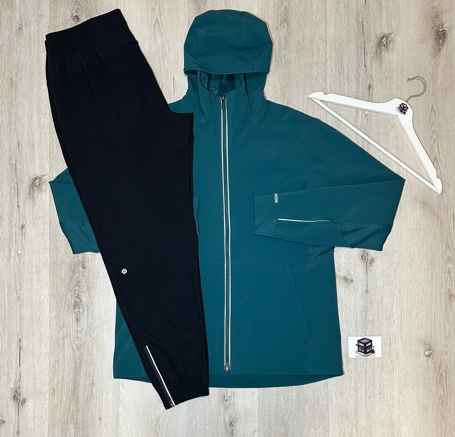 LULULEMON TRACKSUIT TEAL/BLACK