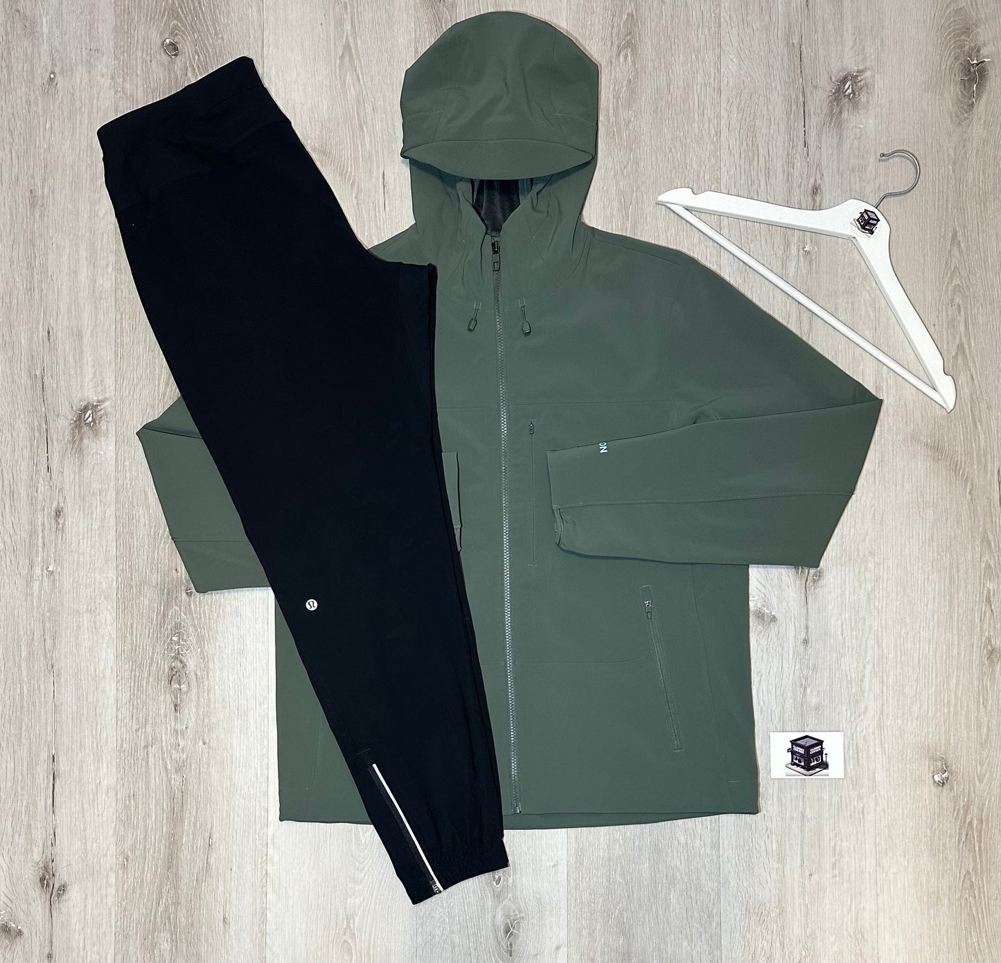 LULULEMON TRACKSUIT KHAKI/BLACK